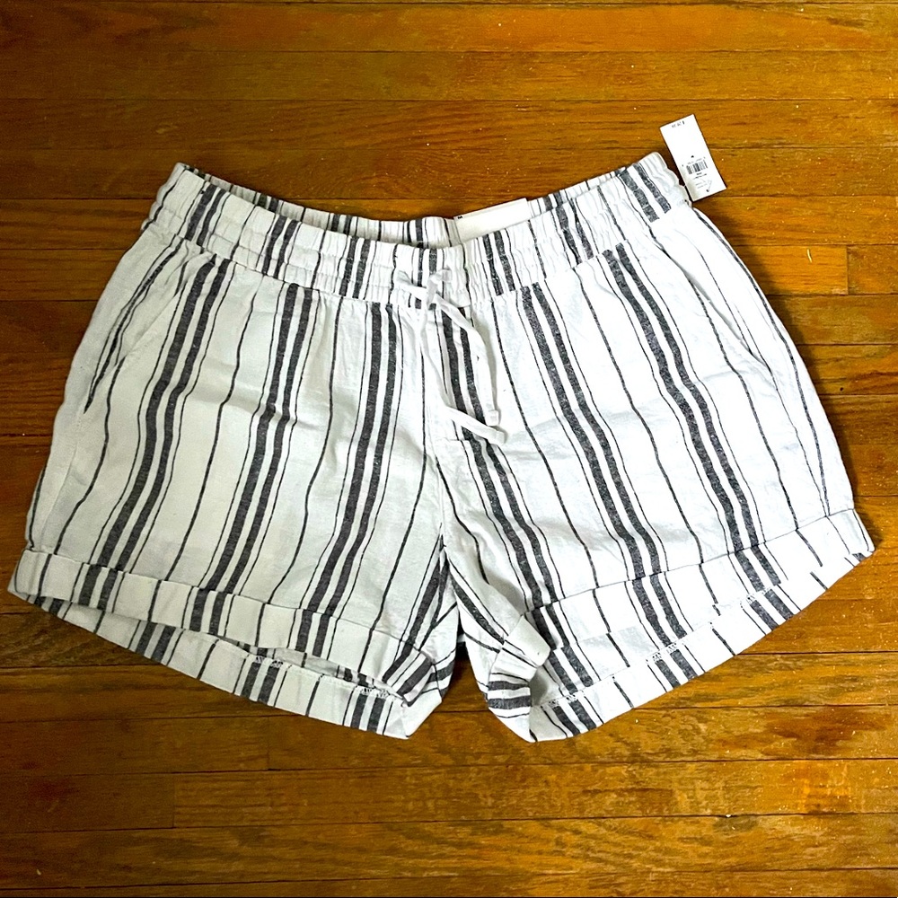 Old Navy Shorts NWT